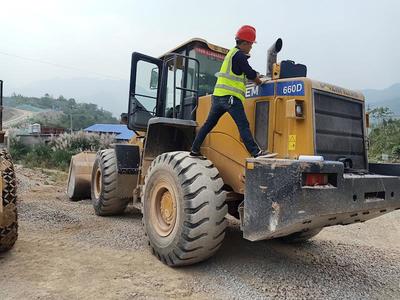 夾山鎮 以“三個明確”推動非道路移動機械尾氣檢測與非道路移動機械管理平臺建設
